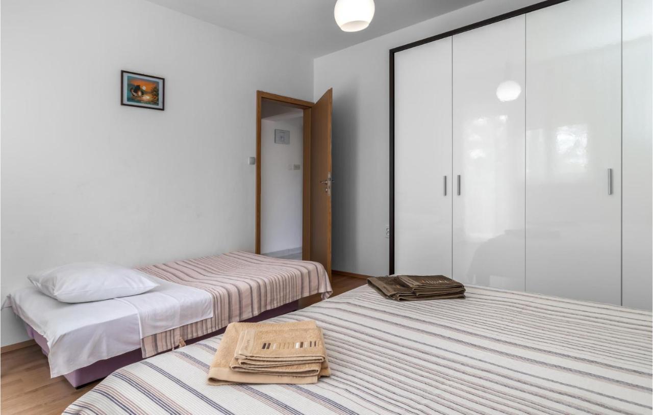 Nice Apartment In Jadranovo With Wifi Luaran gambar