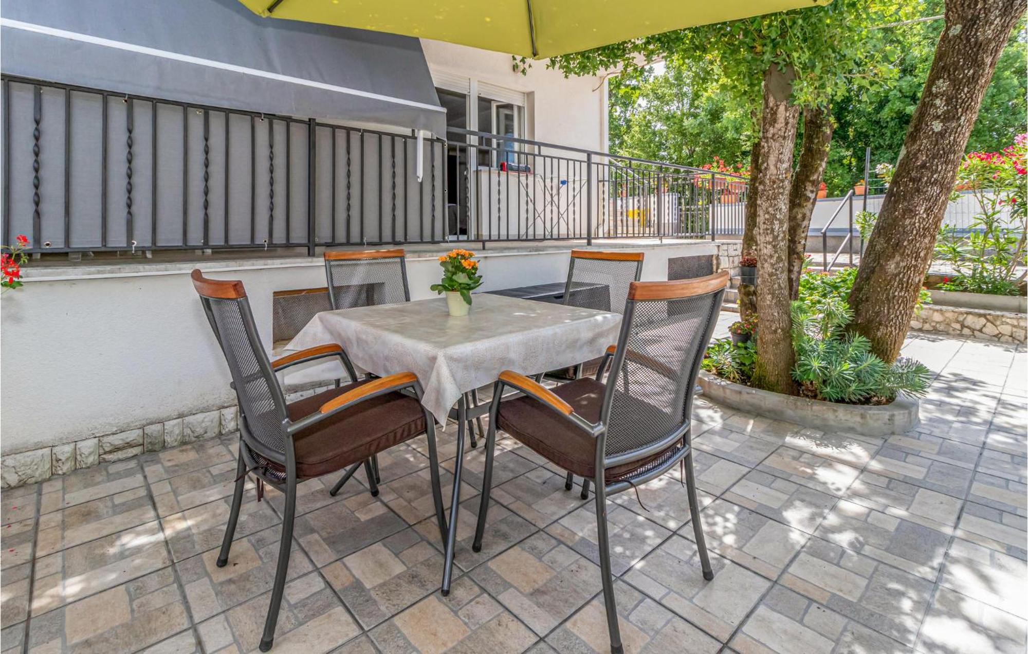Nice Apartment In Jadranovo With Wifi Luaran gambar