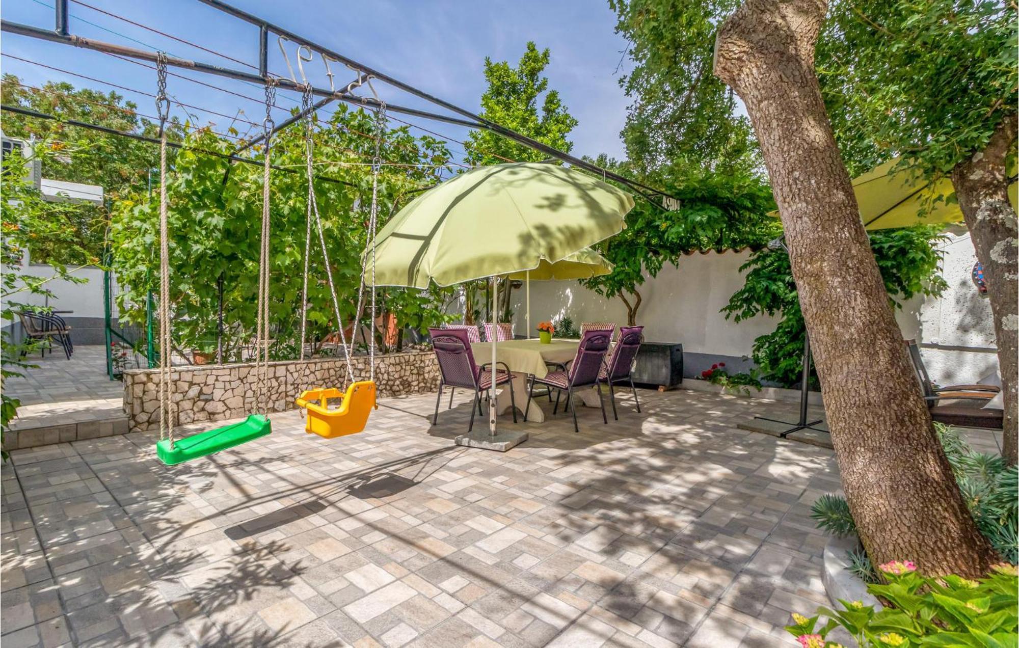 Nice Apartment In Jadranovo With Wifi Luaran gambar